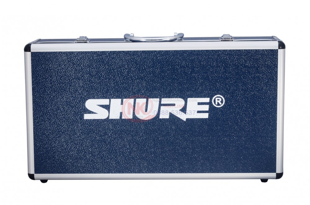 Micro Shure U820