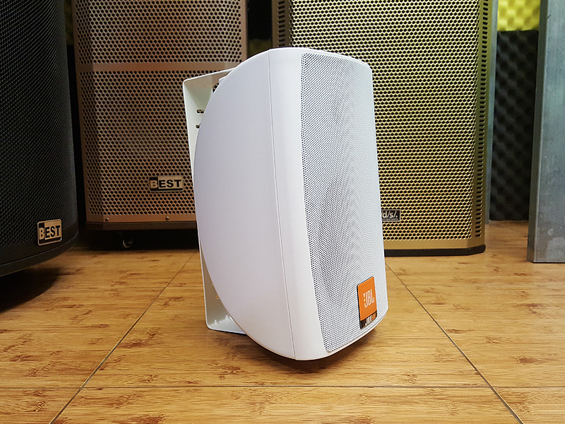 Loa treo tường JBL F-650