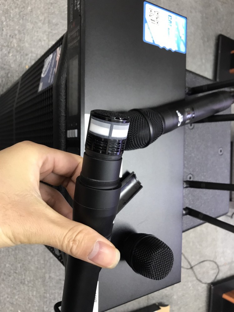 MICRO KARAOKE KHÔNG DÂY CAF MI-9 PRO
